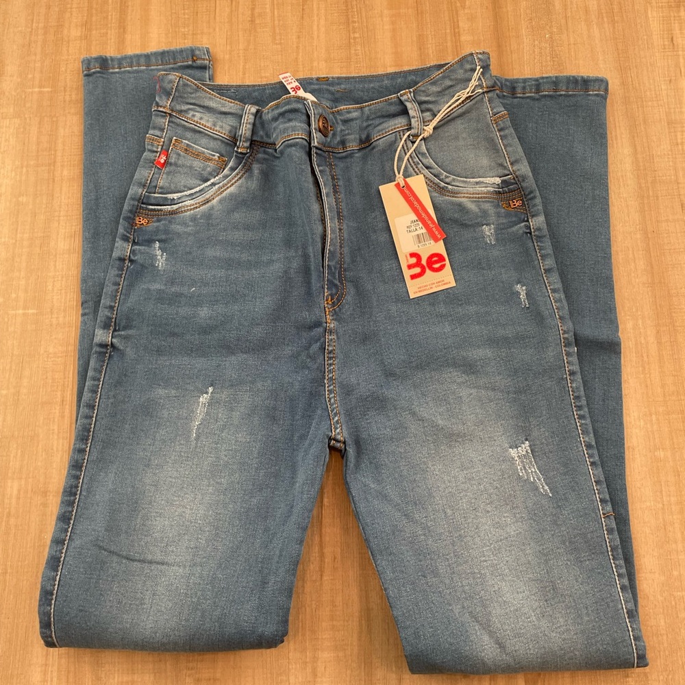 BE CLASSIC NWT JEANS